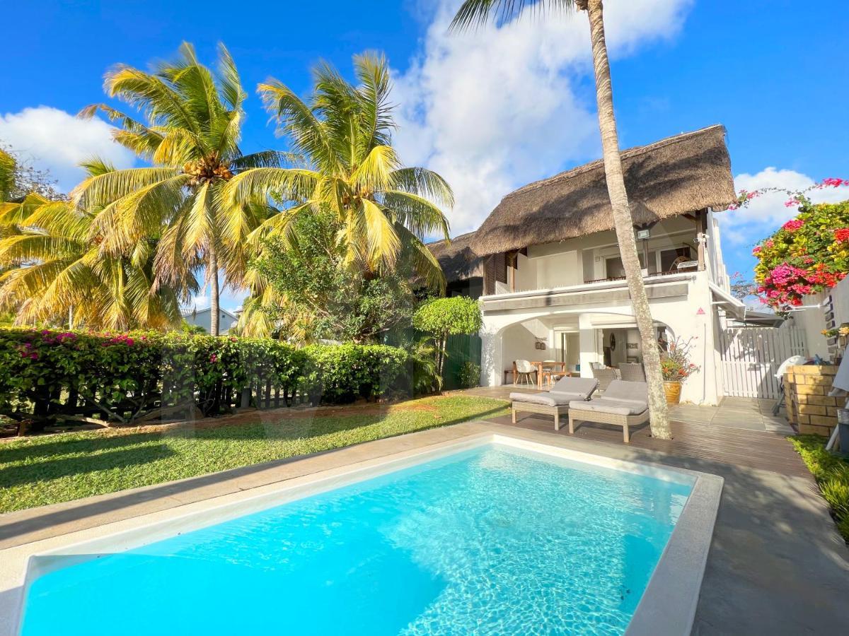 Caro'S Beachfront Trou aux Biches Exterior foto